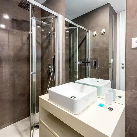 Guestready - Whole In Apartment